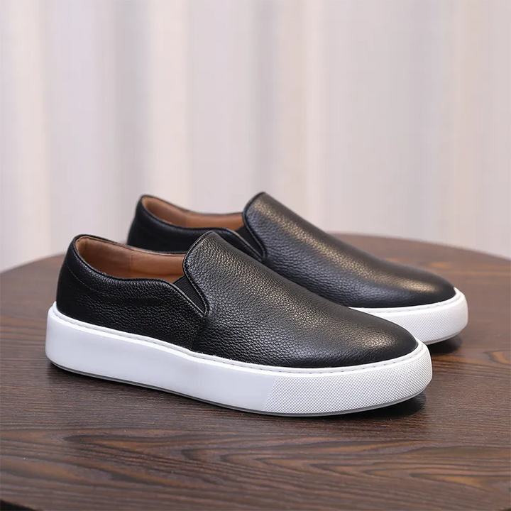 LuxeStep™ Genuine Leather Slip-On Loafers | Zwart / 6.5 | Toronty Ottawa