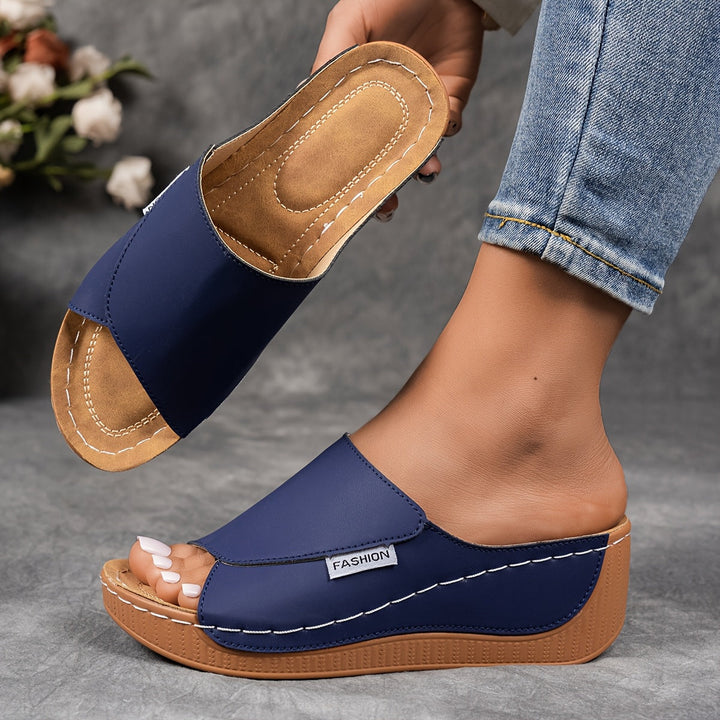 Chantal – Easy Elegance Slip-On Sandals | Navy Blue / 5 | Toronty Ottawa
