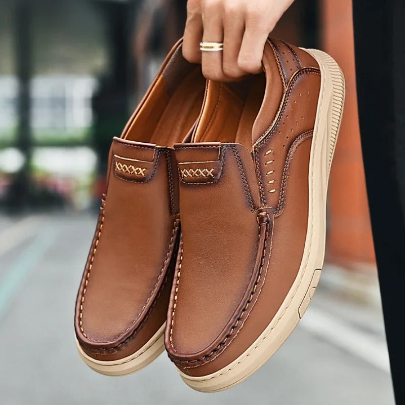 Astor™ EasyFit Loafers | Brown / 6 | Toronty Ottawa