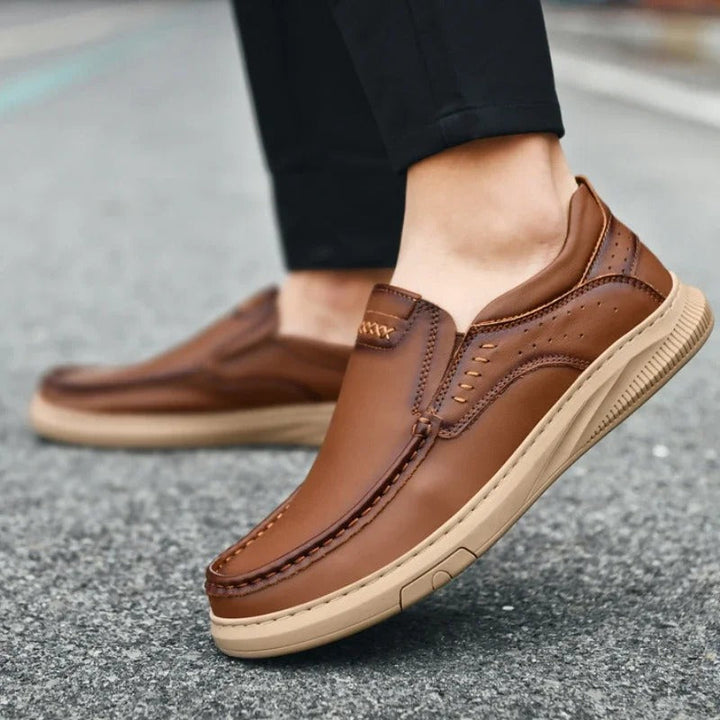 Astor™ EasyFit Loafers | Brown / 6 | Toronty Ottawa