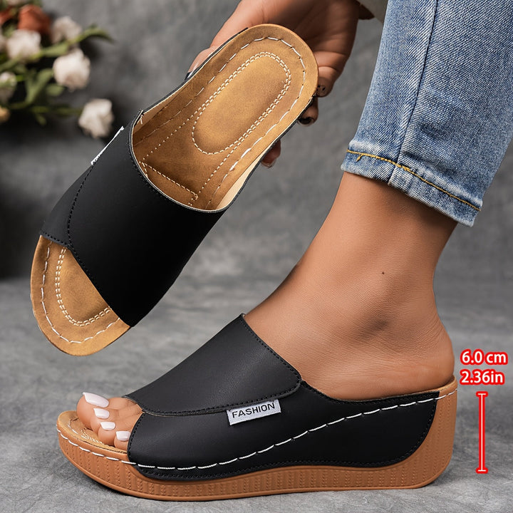Chantal – Easy Elegance Slip-On Sandals | White / 5 | Toronty Ottawa