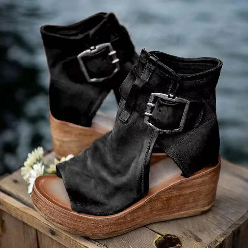 FerraLuxe Buckled Suede Boots | Black / 4 | Toronty Ottawa