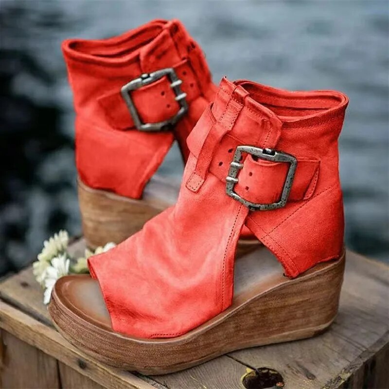 FerraLuxe Buckled Suede Boots | Red / 4 | Toronty Ottawa