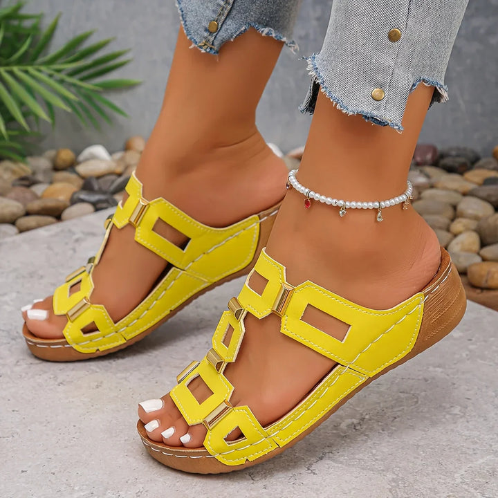 OrthoStride™ Comfort Sandal | White / 5 | Toronty Ottawa