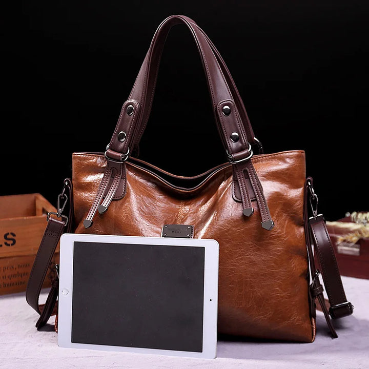 Aura® | Elegant shoulder bag | Olive Green | Toronty Ottawa
