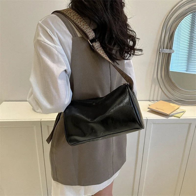 Trine® | Vintage Luxe Crossbody bag | Black | Toronty Ottawa