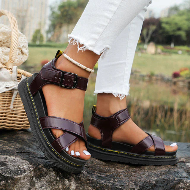 Madeline – Sporty Everyday Sandals | Burgundy / 4 | Toronty Ottawa