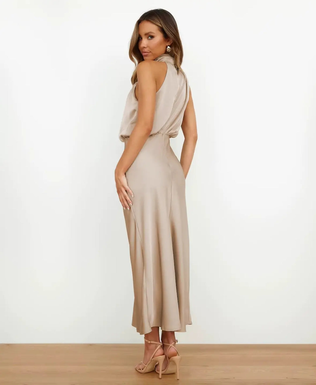 Nadine – Halter Neck Midi Dress | Apricot / S | Toronty Ottawa