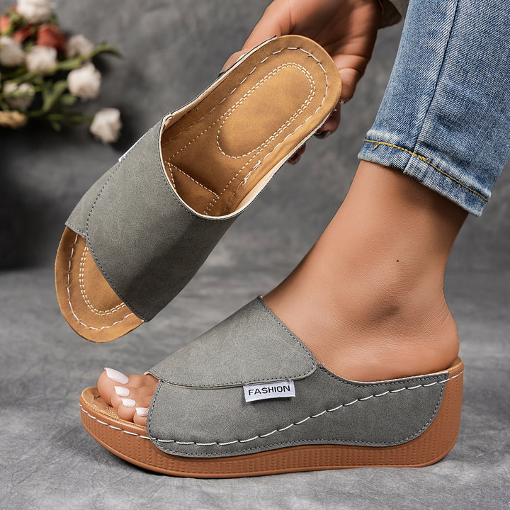 Chantal – Easy Elegance Slip-On Sandals | Grey / 5 | Toronty Ottawa