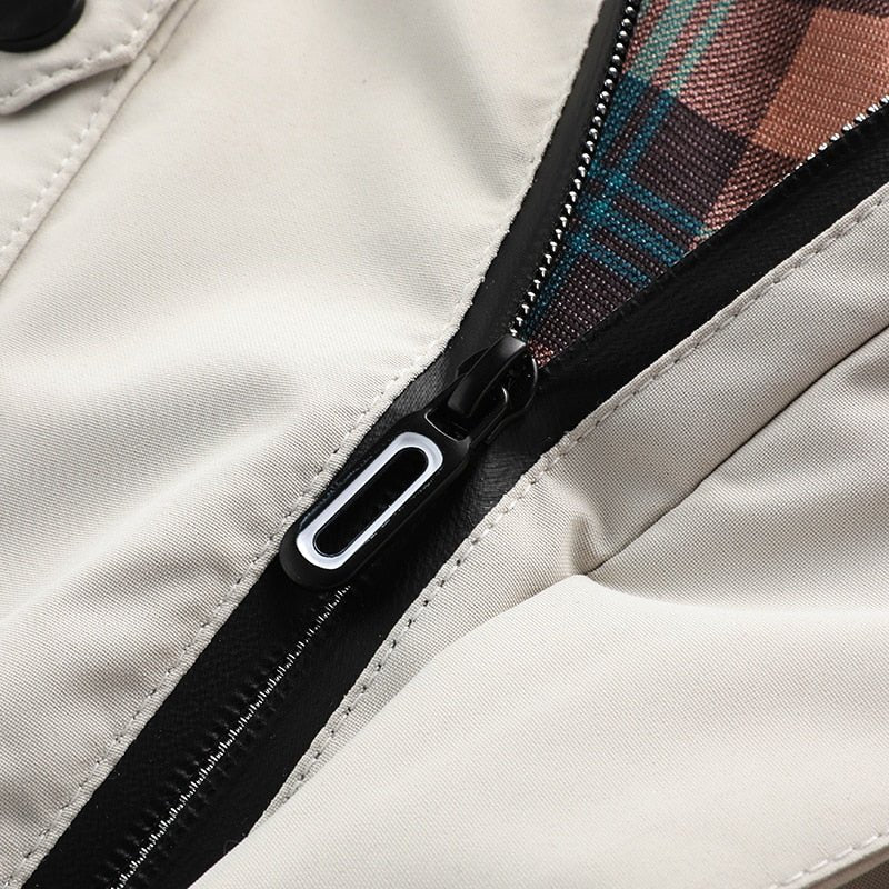 Leo | Winter Jacket Explorer