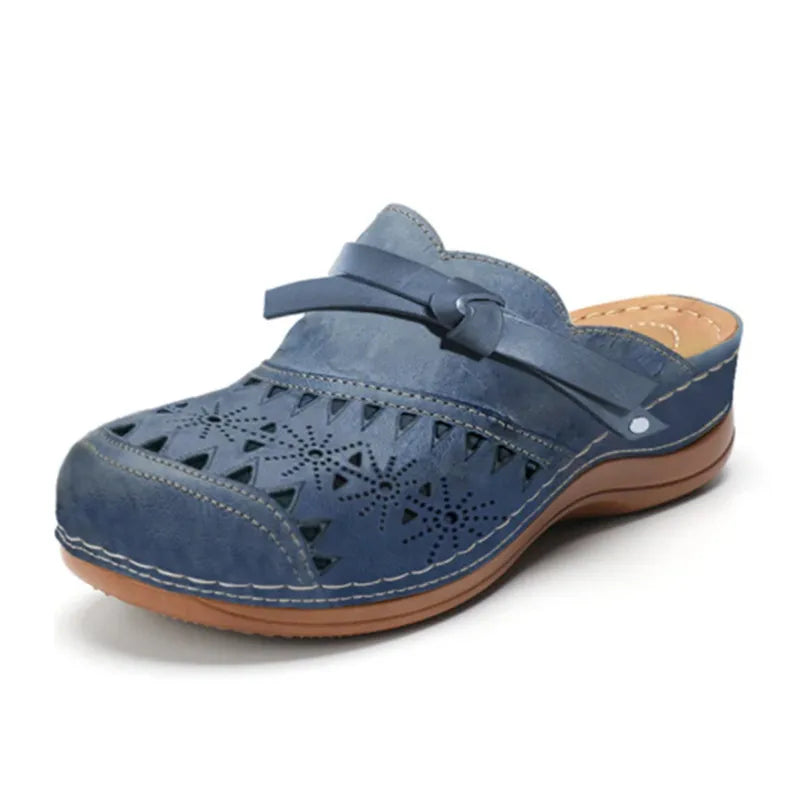 Danielle – Everyday Support Clogs | Blue / 4 | Toronty Ottawa