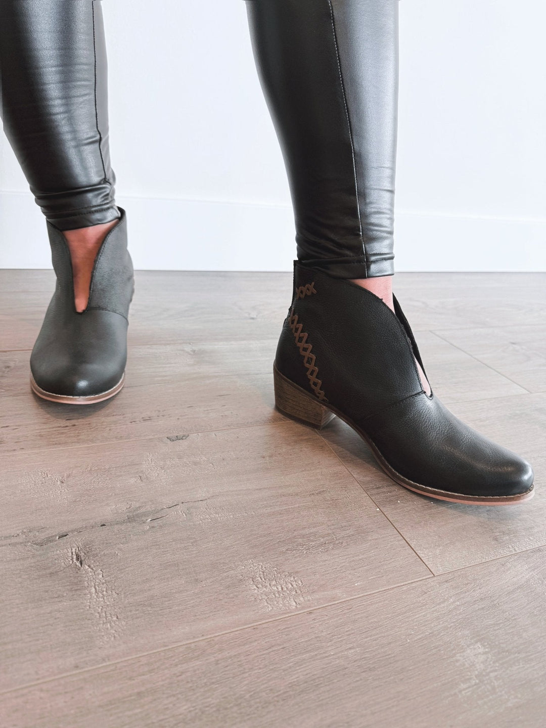 Dana | Leather Moto Leggings